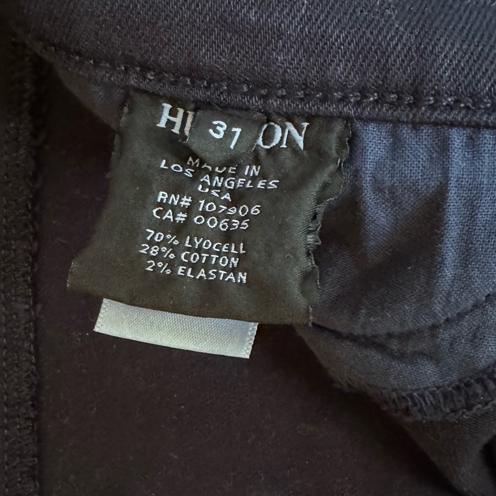 Hudson Krista Super Skinny Shiny Black Denim Jean
Size 31 - Picture 8 of 9